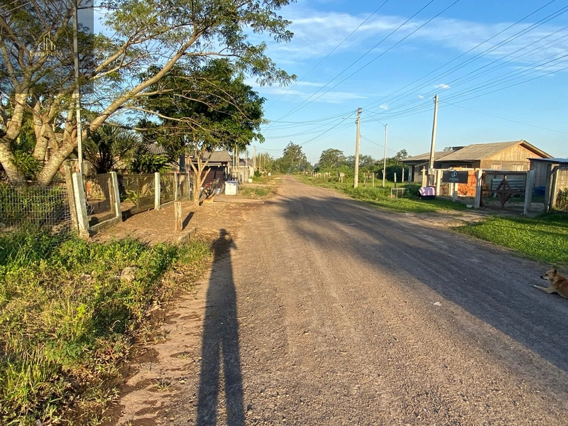Terreno escriturado próximo ao centro de Terra de Areia: 5ª foto da galeria de imagens do imóvel