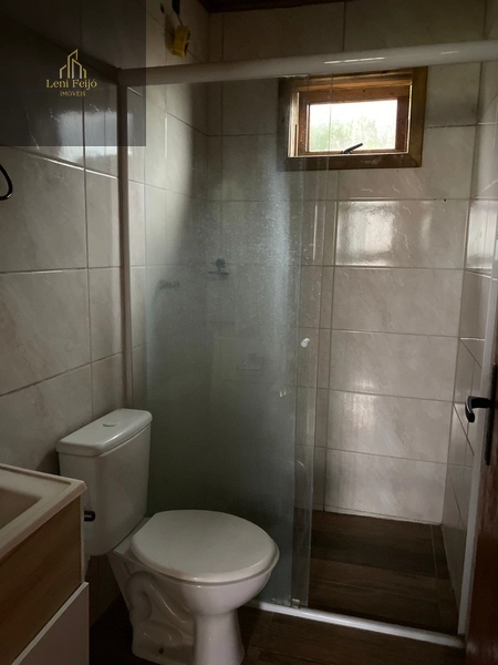 Casa de madeira para aluguel no centro em Terra de Areia/RS: 4ª foto da galeria de imagens do imóvel