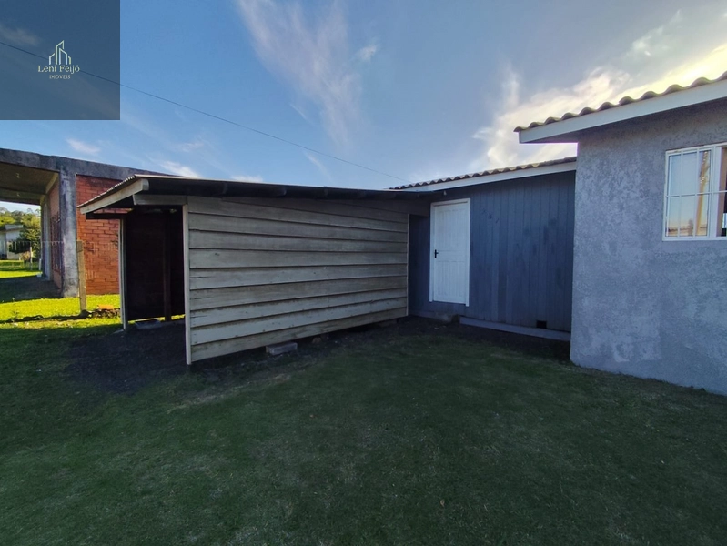 Casa mista com garagem à venda em Terra de Areia/RS: 3ª foto da galeria de imagens do imóvel