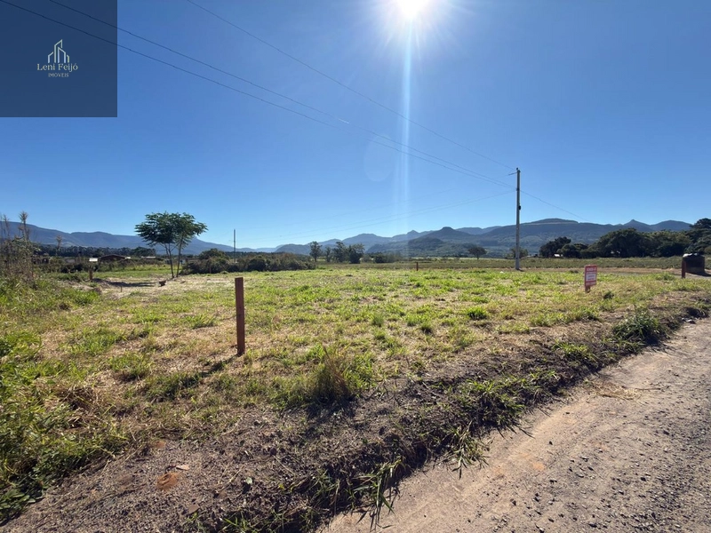 Terreno de esquina escriturado em Terra de Areia/RS: 4ª foto da galeria de imagens do imóvel