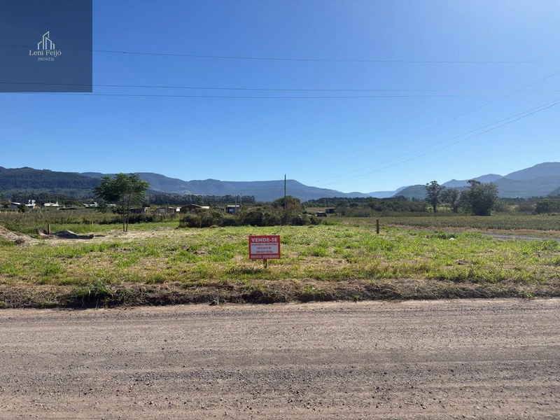 Terreno de esquina escriturado em Terra de Areia/RS: 1ª foto da galeria de imagens do imóvel