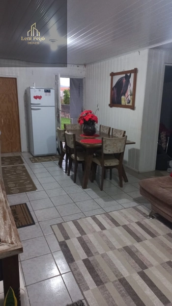 Casa escriturada com terreno de 450m² à venda: 2ª foto da galeria de imagens do imóvel