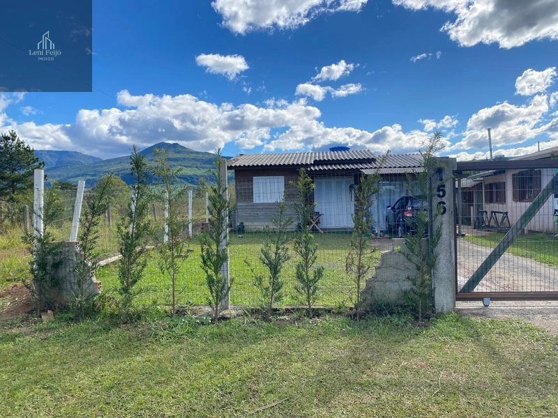 Casa próxima ao centro com 2 dormitórios e excelente localização: 2ª foto da galeria de imagens do imóvel