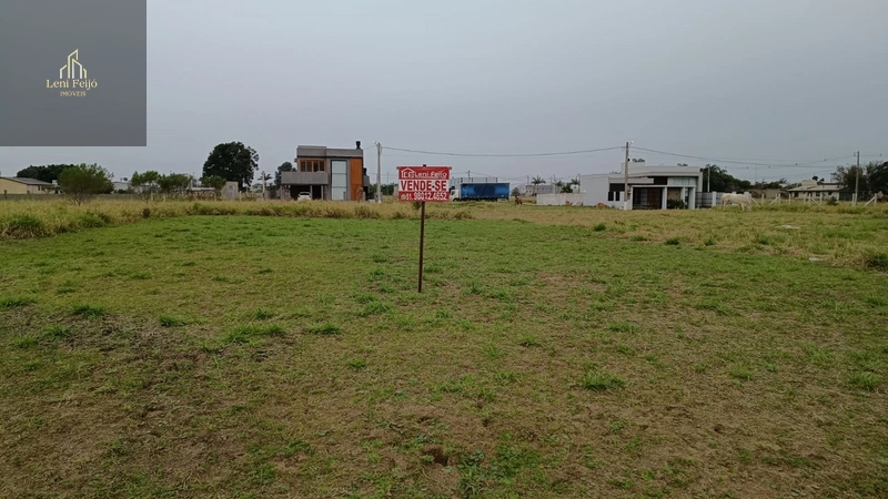 Terreno com escritura no Condomínio Ipiranga