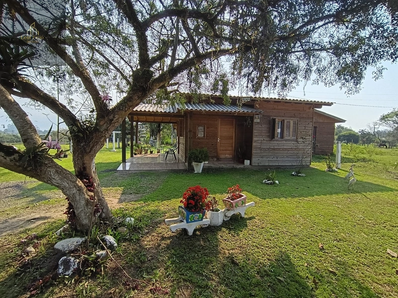 Casa Mista à Venda no Canto da Coruja – Terra de Areia/RS