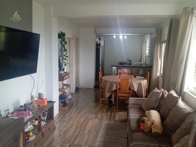 Casa Ampla de 3 Pavimentos com 5 Quartos no Bairro Bela Vista: 6ª foto da galeria de imagens do imóvel