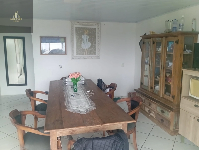 Casa Ampla de 3 Pavimentos com 5 Quartos no Bairro Bela Vista: 7ª foto da galeria de imagens do imóvel