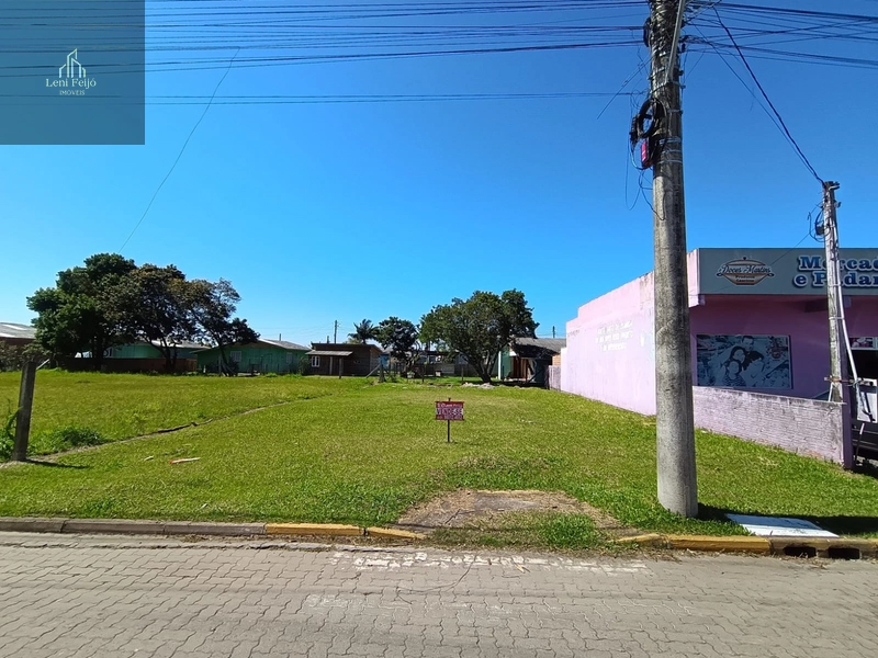 Terreno com Escritura no Centro de Terra de Areia: 1ª foto da galeria de imagens do imóvel