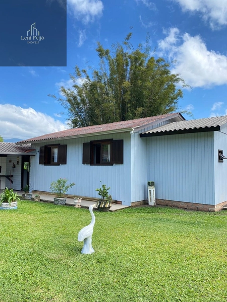 Linda casa com açude nos fundos!: 6ª foto da galeria de imagens do imóvel