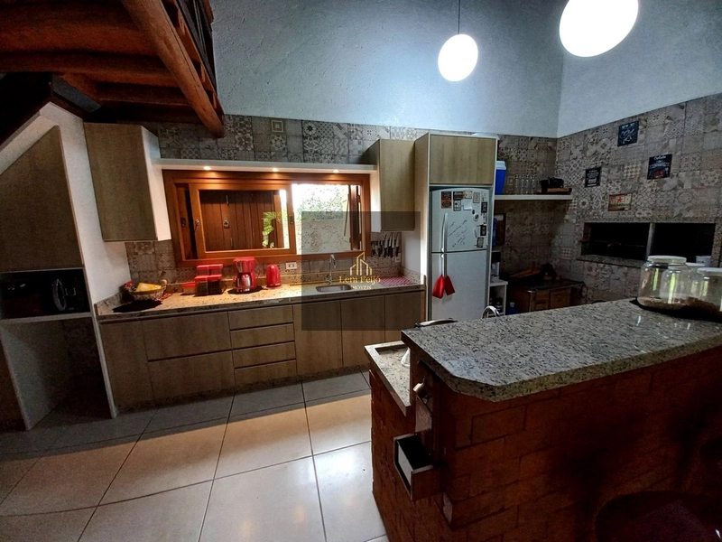RESIDÊNCIA ALTO PADRÃO CENTRO: 7ª foto da galeria de imagens do imóvel