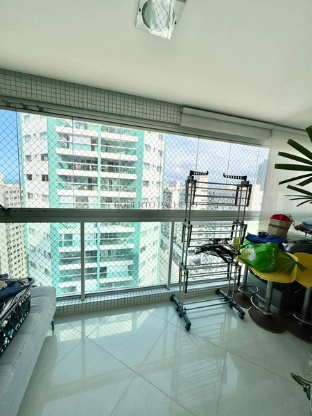 ANDAR ALTO E COM UMA VISTA PARA O MAR LINDA!: 3ª foto da galeria de imagens do imóvel