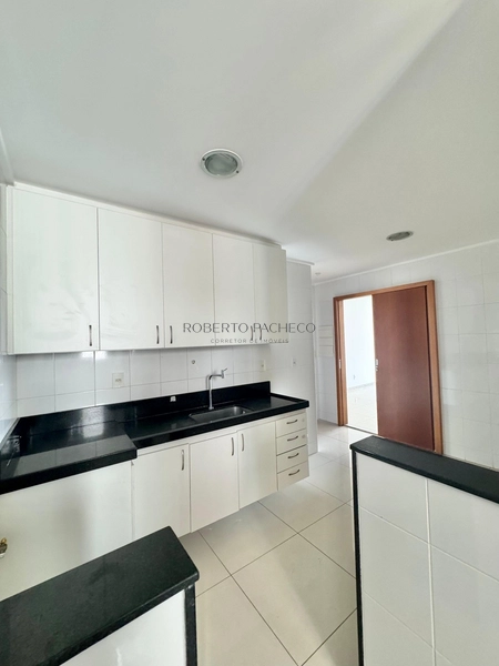 Esse é a poucos passos da praia de Beverly Hills: 13ª foto da galeria de imagens do imóvel