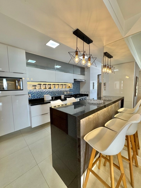 Que tal viver com uma vista espetacular para o mar e todo o conforto q: 11ª foto da galeria de imagens do imóvel