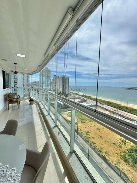 Que tal viver com uma vista espetacular para o mar e todo o conforto q: 2ª foto da galeria de imagens do imóvel