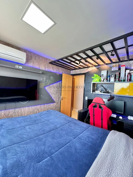 Que tal viver com uma vista espetacular para o mar e todo o conforto q: 17ª foto da galeria de imagens do imóvel