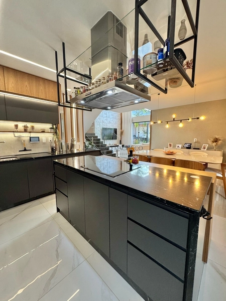 Casa Duplex à Venda, casa espetacular será vendida porteira fechada!: 15ª foto da galeria de imagens do imóvel