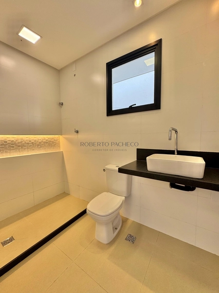 Casa duplex à venda: 32ª foto da galeria de imagens do imóvel